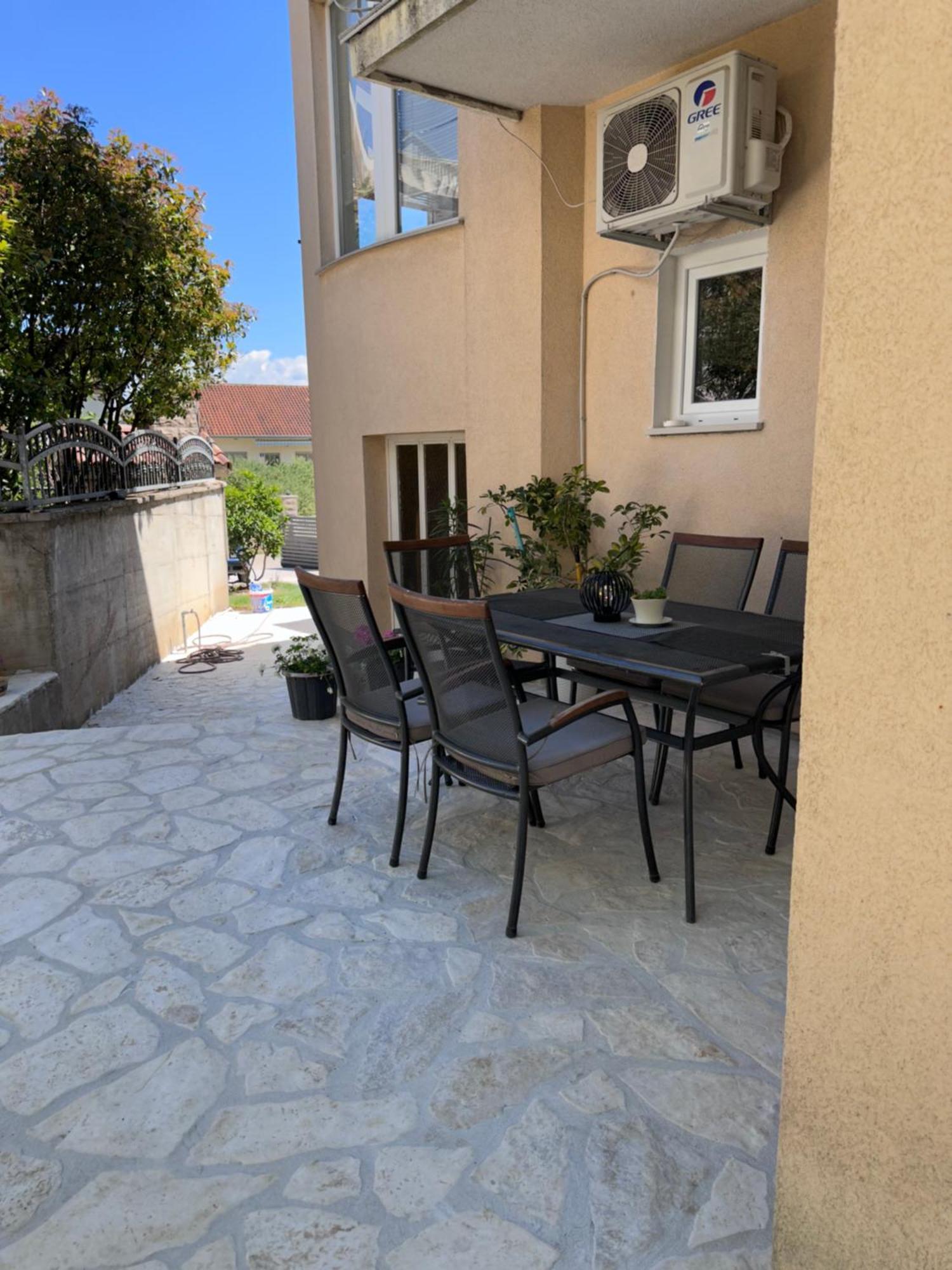 Antea Apartment